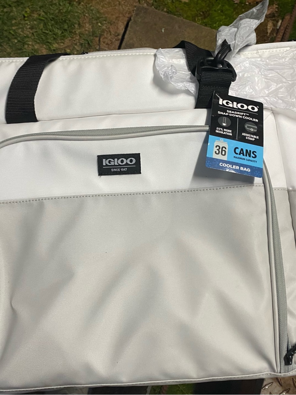 Igloo White and Gray Insulated Cooler Bag with Adjustable Strap
